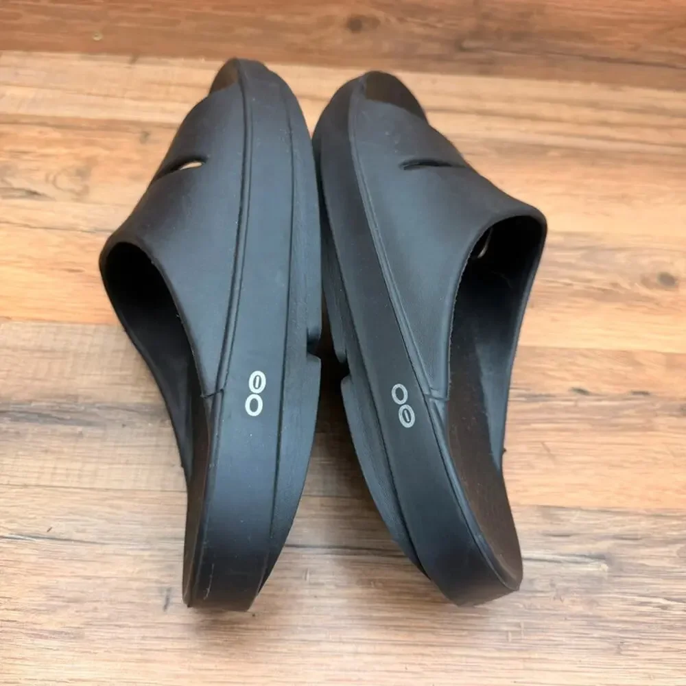 OOFOS Sandals M1O W12  Black Recovery Comfort Slip On